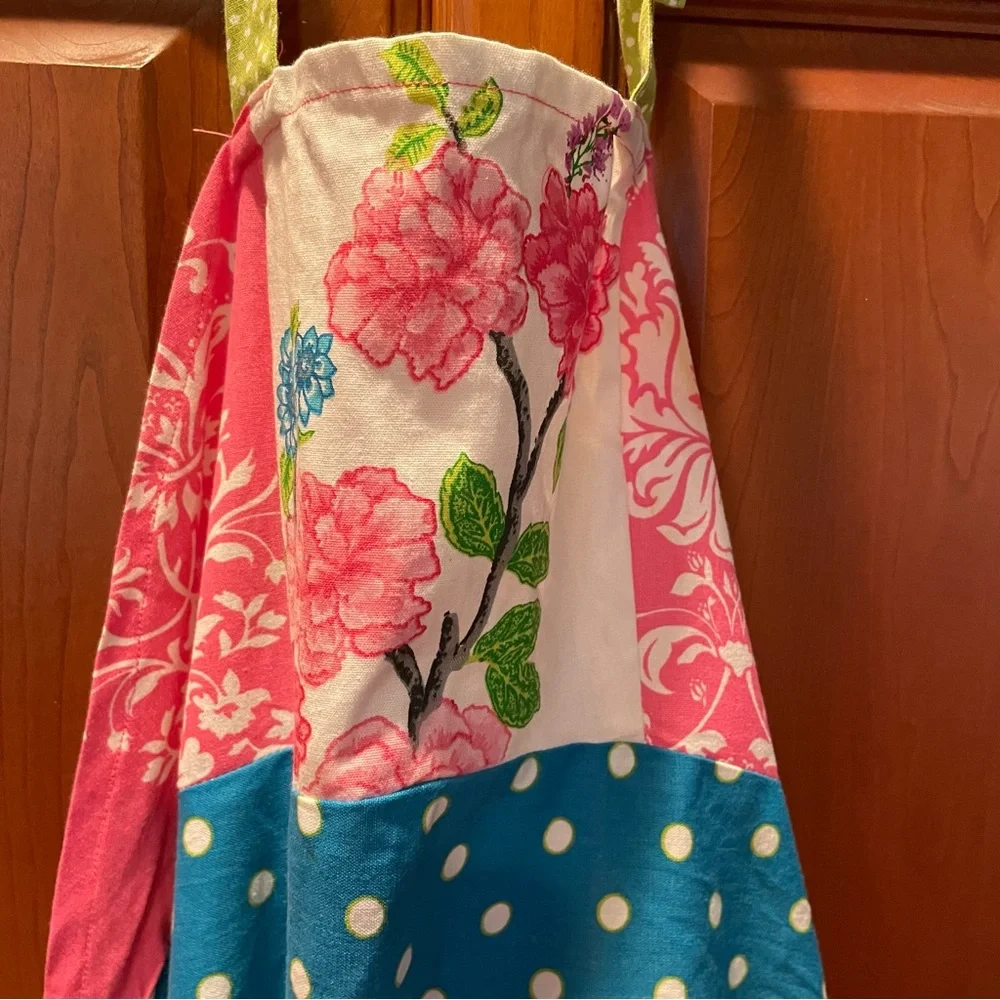 Target floral dot